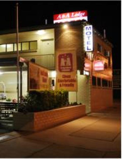 A&A Lodge Motel Emerald Exterior foto