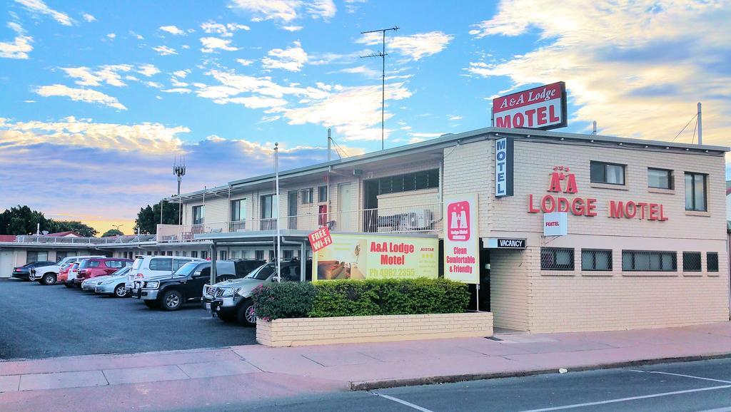 A&A Lodge Motel Emerald Exterior foto